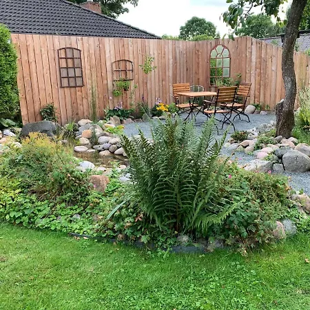 Holiday home Nordsee-traum Unter Reet *