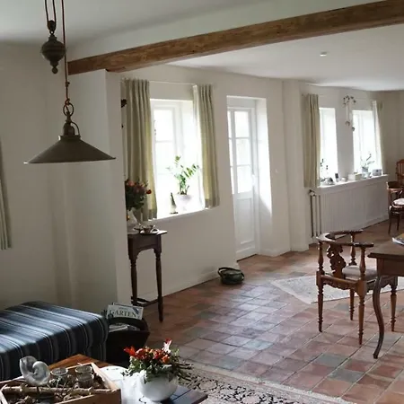 Nordsee-traum Unter Reet Holiday home Almdorf